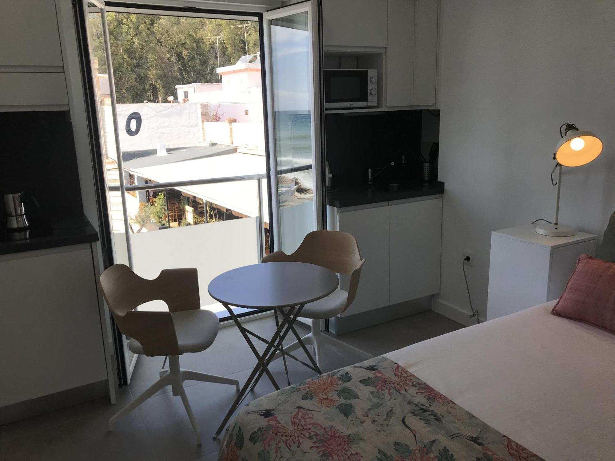 Apartments-Oilan11 - Estudios En Primera Linea De Playa Pedregalejo Malaga Room photo