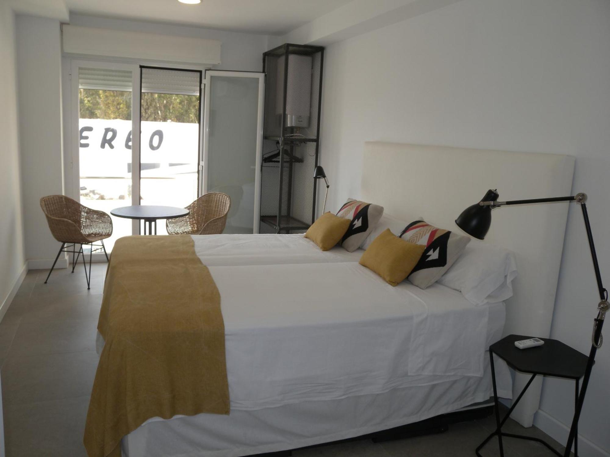 Apartments-Oilan11 - Estudios En Primera Linea De Playa Pedregalejo Malaga Room photo