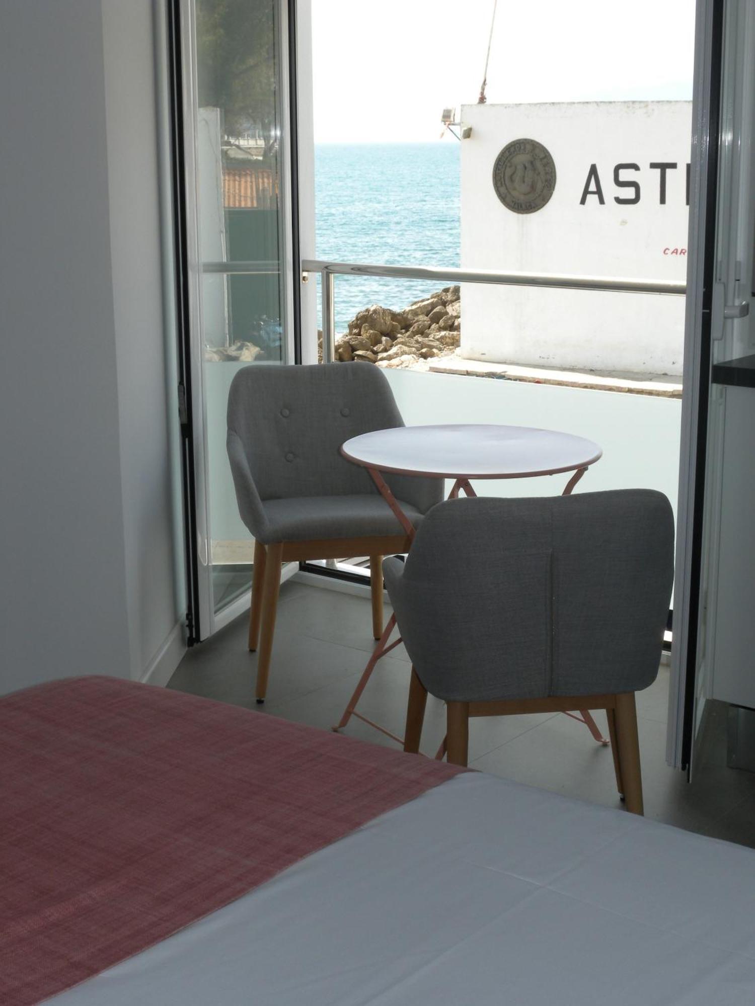 Apartments-Oilan11 - Estudios En Primera Linea De Playa Pedregalejo Malaga Room photo